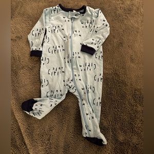 Sleep and play one piece.